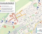 Karte des Schulzentrums Waldbröl mit markierten Straßenabschnitten: Goethestraße rot für zeitweise Sperrung, Schillerstraße und Höhenweg orange für ganzjährige Sperrung. Parkplätze für Hol- und Bringverkehr sind mit blauen Symbolen gekennzeichnet.